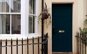 Regency Grade II Listed Townhouse By Centre And Beach