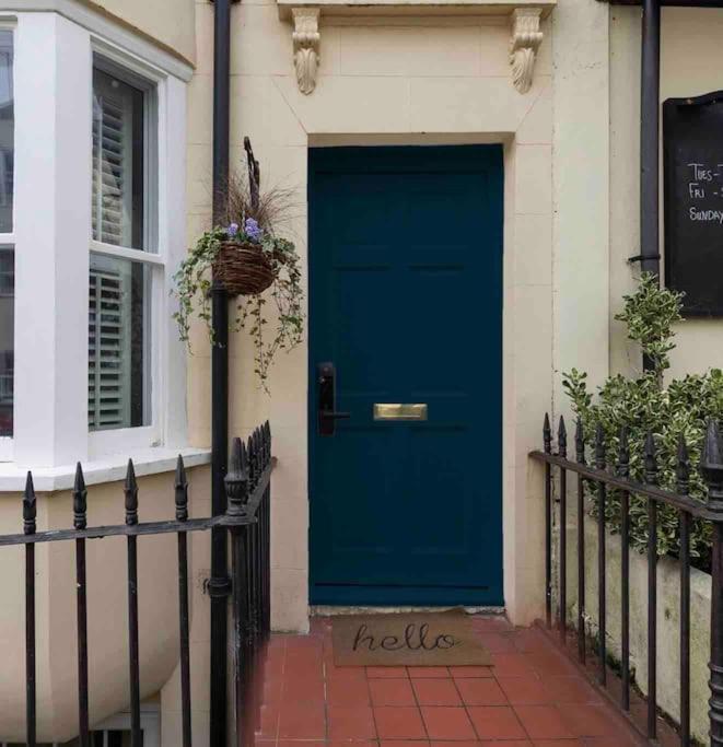 Regency Grade II Listed Townhouse By Centre And Beach Brighton Exterior photo